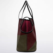 Load image into Gallery viewer, Pet Carrier Tote Bag