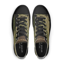 Load image into Gallery viewer, Mens Classic Low Top Canvas Shoes