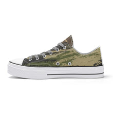 Load image into Gallery viewer, Mens Classic Low Top Canvas Shoes