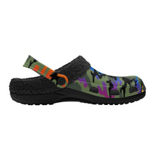 Load image into Gallery viewer, Adults Black Warm House Clog Winter Fur Lined Garden Slippers