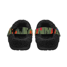 Load image into Gallery viewer, Adults Black Warm House Clog Winter Fur Lined Garden Slippers