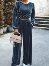 Load image into Gallery viewer, Women's Striped Velvet Long Sleeve Crop Top and Wide Leg Two-piece Set HWWX62YZAR