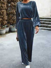 Load image into Gallery viewer, Women's Striped Velvet Long Sleeve Crop Top and Wide Leg Two-piece Set HWWX62YZAR