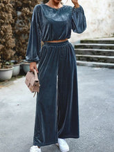 Load image into Gallery viewer, Women's Striped Velvet Long Sleeve Crop Top and Wide Leg Two-piece Set HWWX62YZAR