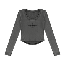 Load image into Gallery viewer, Women’s Vintage Wash Crop T-Shirt