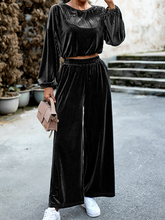 Load image into Gallery viewer, Women's Striped Velvet Long Sleeve Crop Top and Wide Leg Two-piece Set HWWX62YZAR