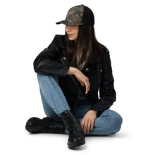 Load image into Gallery viewer, Camouflage trucker hat