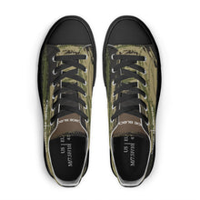 Load image into Gallery viewer, Women's Classic Low Top Canvas Shoes