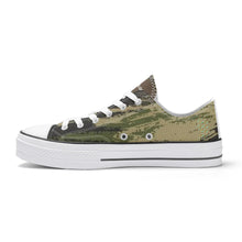 Load image into Gallery viewer, Women's Classic Low Top Canvas Shoes