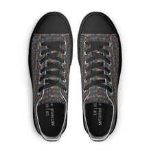 Load image into Gallery viewer, Men's Classic Low Top Canvas Shoes