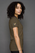 Load image into Gallery viewer, womens heather t shirt