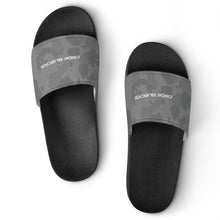 Load image into Gallery viewer, PVC home slippers (men's and women's)