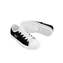 Load image into Gallery viewer, Kids Low Top Canvas Shoes
