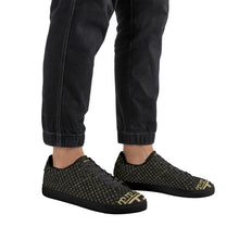 Load image into Gallery viewer, Mens Low Top Breathable Leather Sneakers
