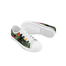 Load image into Gallery viewer, Kids Rubber Low Top Canvas Shoes

