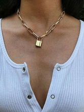Load image into Gallery viewer, Punk Geometric Necklace, Simple Single-layer Lock Shape, Versatile And Elegant Clavicle Chain HEDTT5RZXB
