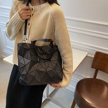 Load image into Gallery viewer, New internet celebrity fashion stitching geometric rhombus handbag texture large capacity shoulder tote bag
