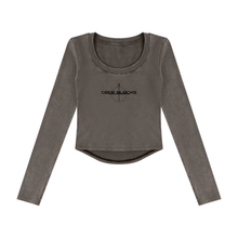 Load image into Gallery viewer, Women’s Vintage Wash Crop T-Shirt
