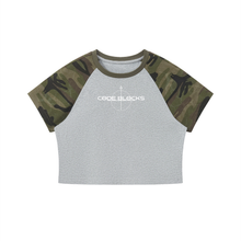 Load image into Gallery viewer, Women’s Camo Raglan Crop T-Shirt
