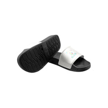 Load image into Gallery viewer, Kid's Slippers (057)

