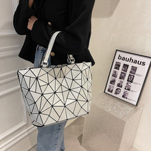 Load image into Gallery viewer, New internet celebrity fashion stitching geometric rhombus handbag texture large capacity shoulder tote bag
