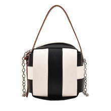 Load image into Gallery viewer, PU trendy personality daily commuting small bag simple women's bag shoulder bag crossbody bag women's bag
