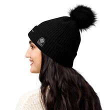 Load image into Gallery viewer, Columbia pom-pom beanie
