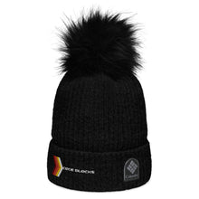 Load image into Gallery viewer, Columbia pom-pom beanie
