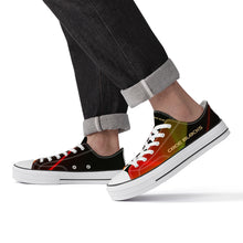 Load image into Gallery viewer, SF_S62 Unisex Classic Low Top Canvas Shoes - White
